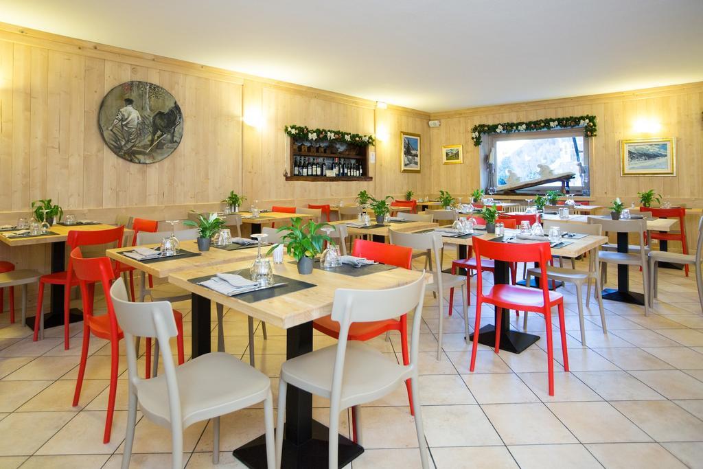 Hotel Restaurant La Barme Cogne Luaran gambar