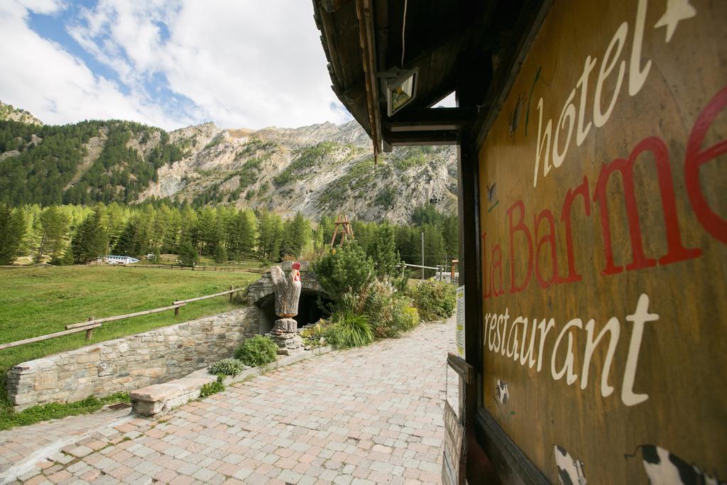 Hotel Restaurant La Barme Cogne Luaran gambar