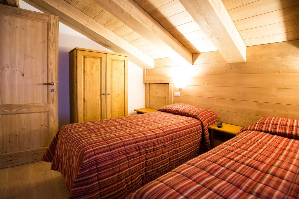 Hotel Restaurant La Barme Cogne Luaran gambar