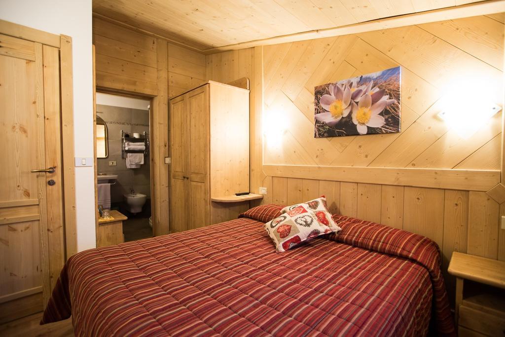 Hotel Restaurant La Barme Cogne Luaran gambar