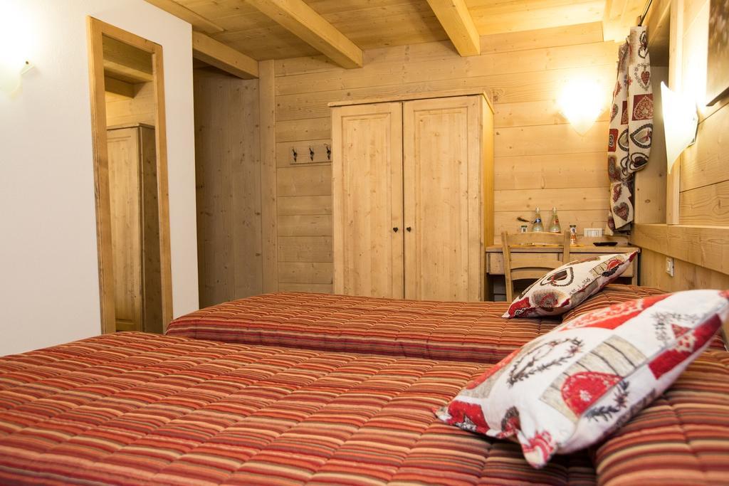 Hotel Restaurant La Barme Cogne Luaran gambar