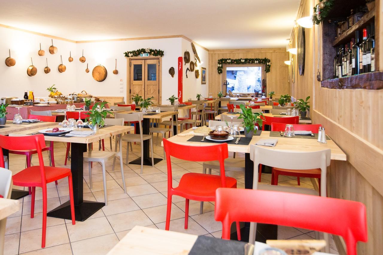 Hotel Restaurant La Barme Cogne Luaran gambar