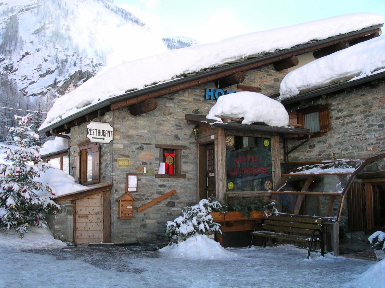 Hotel Restaurant La Barme Cogne Luaran gambar